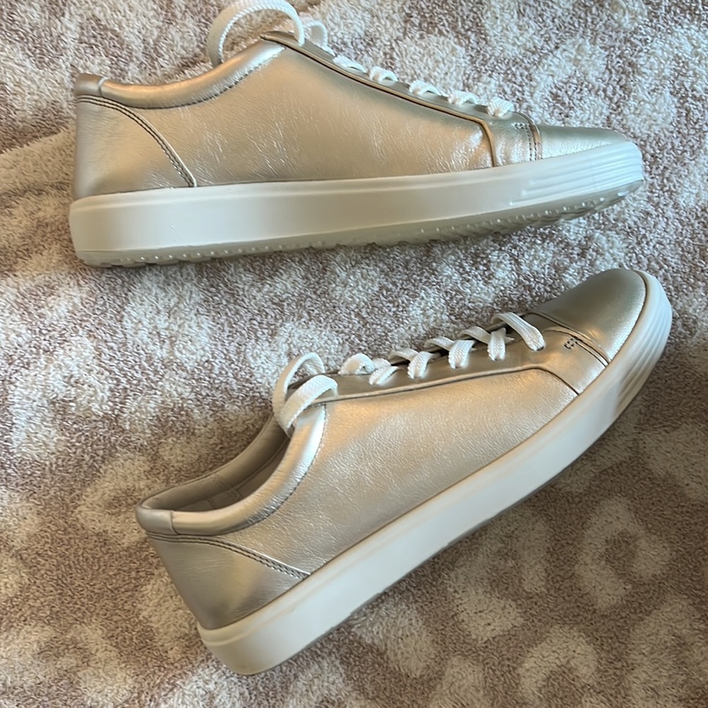 New Ecco soft 7 sneaker